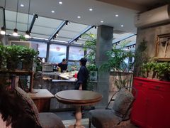 -HIGH FIVE哈福手工汉堡(桂林路店)