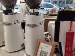 -Cafe on warm(丹霞店)