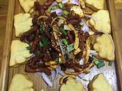 东镇烤三味-老东镇啤酒屋海鲜加工·蒸汽海鲜·海鲜烧烤(台东店)