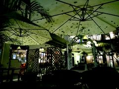 -春树下·树屋花房西餐厅(罍街AS1980店)