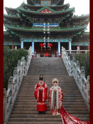 -雪中彩影婚纱摄影·微光艺术中心