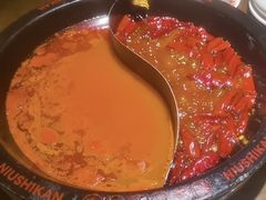 -牛市坎火锅(建设路店)