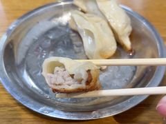 -黄阿姨锅贴大王(万航渡路店)