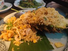 -大头虾越式风味餐厅(光明广场店)