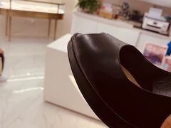 -御金匠奢侈品维修保养(港汇恒隆店)