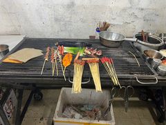 -巴五中胖娃烧烤