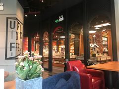 -西西弗书店&矢量咖啡(凯德晶萃广场店)