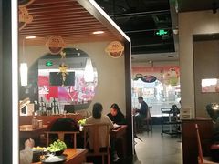 -呷哺呷哺(松北万象汇店)