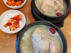 -长寿参鸡汤(朝韩风情街店)