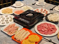 -里堂派对·独栋团建聚会小院轰趴馆(三圣乡店)