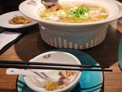 -酸渡·老坛酸菜鱼·现炒下饭菜(港惠新天地店)