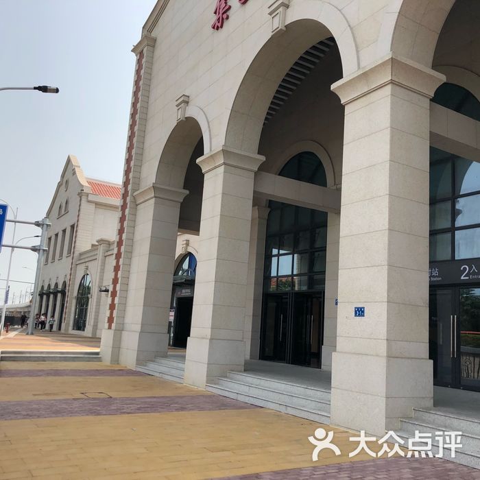 集美学村地铁站