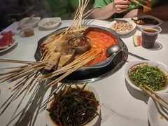 -佰人王串串香火锅(洋珠巷店)
