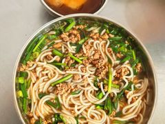 -正宗杨记普洱酸醋米线(总店)