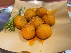 辣咖喱鱼丸-太子浓心招牌炸酱小锅米线(探十里店)