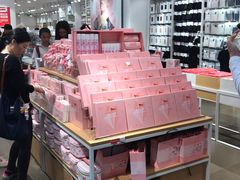 -名创优品(天河区正佳广场二店)