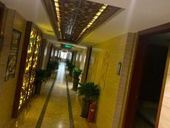 -重庆家富富侨养生会所全省示范店(东五路店)