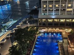 -曼谷湄南河畔华美达广场酒店
