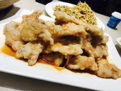 -老码头黑皮肘子锅包肉(赣水路店)