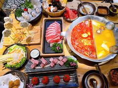 -湊湊火锅·茶憩(杭州湖滨银泰in77店)