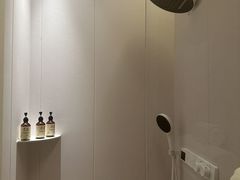 -左右Massage/Spa(长寿路店)