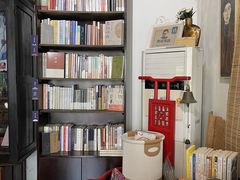 -荒岛书店(黄县路店)