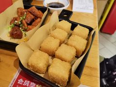 -蓉李记成都名小吃(武汉菱角湖万达店)