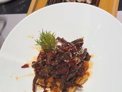 -红鼎豆捞·非遗鲍皇汤火锅(宝丰路店)