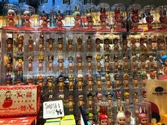 -猫的天空之城概念书店(杭州南宋御街店)