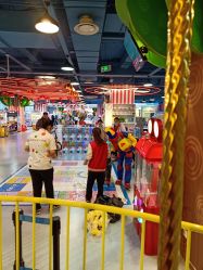 -咔叮卡丁·儿童室内赛车馆