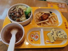 -蓉李记成都名小吃(武汉菱角湖万达店)