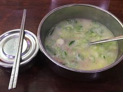 神仙雪浓汤-神仙雪浓汤(明洞店)