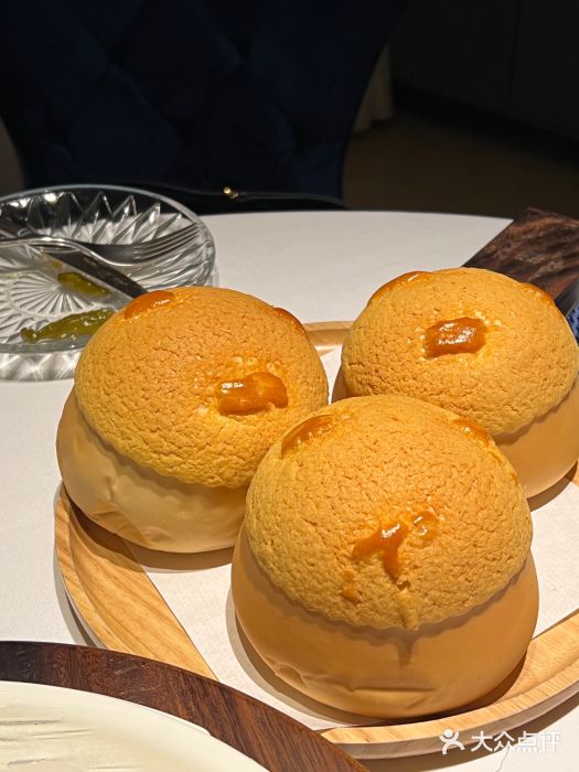 炳胜公馆(珠江新城店)招牌菠萝包图片