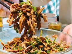 -昱龙大盆牛蛙馆(三兴街总店)