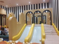 -奈尔宝家庭中心·亲子餐厅(长沙运达汇店)