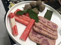 -红鼎豆捞·非遗鲍皇汤火锅(宝丰路店)