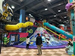 -欧酷世界动力星球(王府井奥莱UP TOWN店)