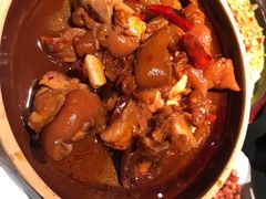 砂锅猪脚焖黄豆-9家湘菜(上南路店)