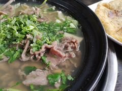 混烫汤锅-乐山食古香跷脚牛肉