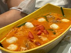 -谭仔米线(皇庭广场店)
