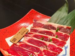 -山川小町·极番烧肉(新地假日广场店)