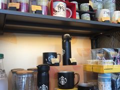 零售区-星巴克臻选(中山石岐大信新都汇店)