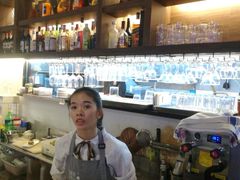 -樱花里音乐餐吧·牛扒椰子鸡(东圃店)