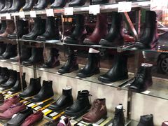 -靓足鞋店(大沽南路店)