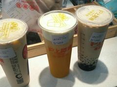 -沪上阿姨·精选茶饮(十一经路店)