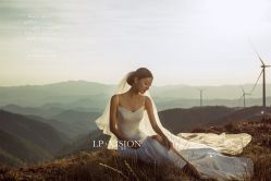 -乐派诗婚纱摄影