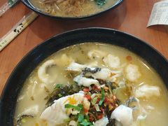-老妈米线(港龙店)