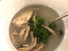 美颜黑松露松茸浓鸡汤-5号公路餐厅(曼哈顿店)