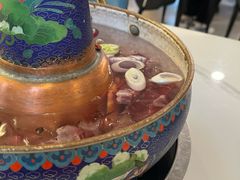 -毛辣果·贵州红酸汤牛肉火锅(西单店)