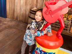 -海底巡游艇:尼莫和好友的海洋世界